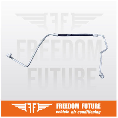 64506799633 Discharge AC Hose For 13-15 2.0L BMW X1 E81 E82 E84